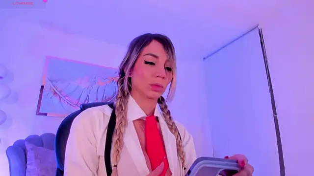 ZoePresleyX online show from October 2025 01:13:01 AM