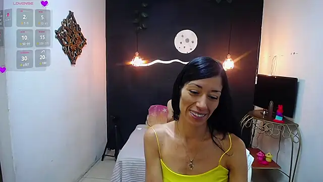 Snapshot of SexyKataShow chatting on September 2025 01:50:02 PM SexyKataShow online show from September 2025 01:50:02 PM