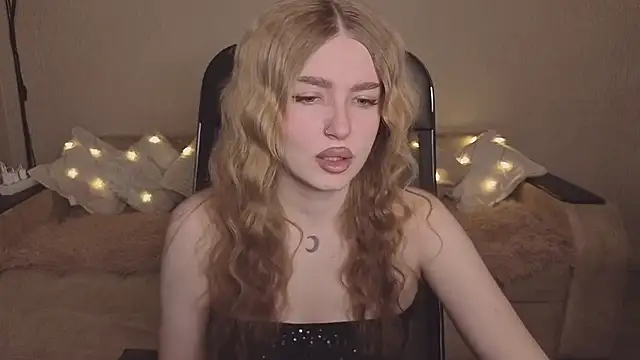 ViolettaLopez online show from February 2026 03:23:01 PM