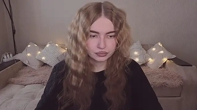 ViolettaLopez online show from March 2026 01:37:01 PM