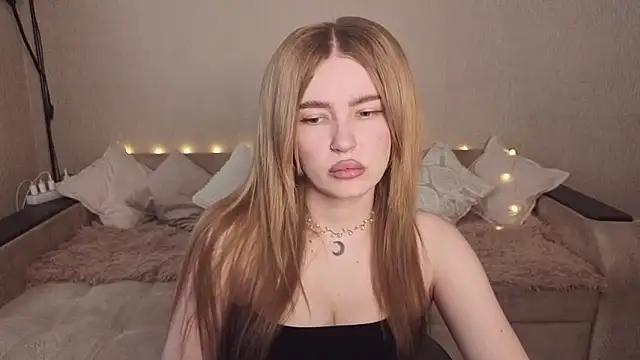 ViolettaLopez online show from June 2026 03:01:01 PM