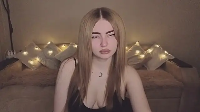 ViolettaLopez online show from November 2025 12:20:02 PM