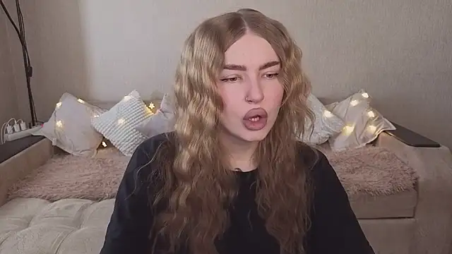 ViolettaLopez online show from March 2026 12:53:01 PM