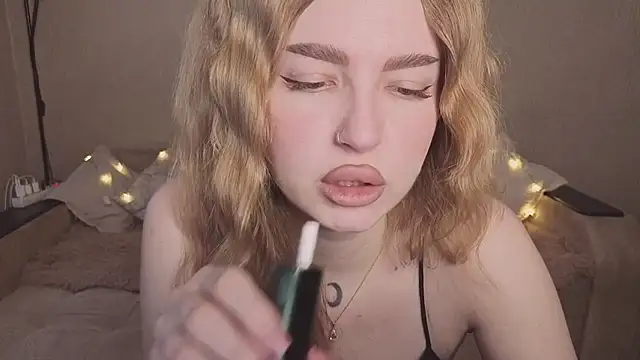 ViolettaLopez online show from February 2026 01:43:01 PM