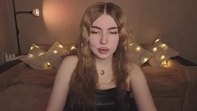 ViolettaLopez online show from February 2026 03:01:01 PM