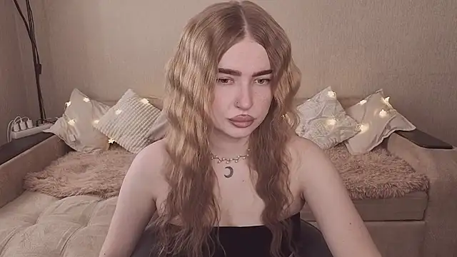 ViolettaLopez online show from March 2026 12:17:02 PM