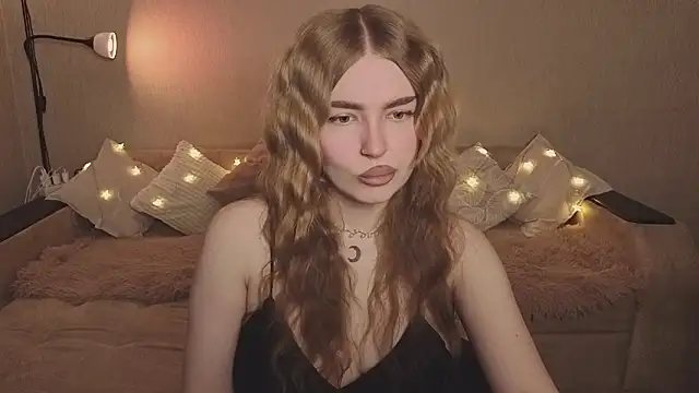 ViolettaLopez online show from March 2026 03:30:02 PM