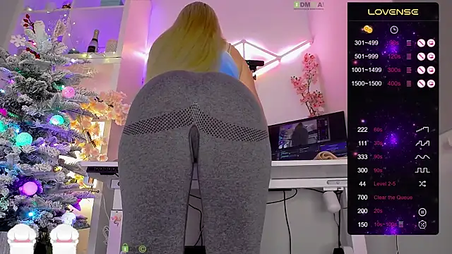 Elena-Marilyn online show from November 2025 09:04:01 PM