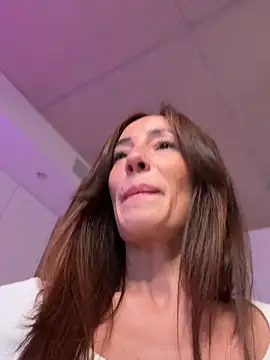 Snapshot of SweeetAlegra chatting on September 2025 09:13:02 PM SweeetAlegra online show from September 2025 09:13:02 PM