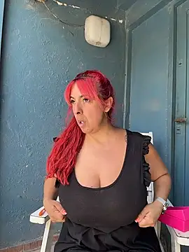 Snapshot of sofy_alone chatting on November 2025 03:38:02 PM sofy alone online show from November 2025 03:38:02 PM