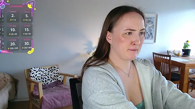 Black Eva  online show from September 2025 05:19:01 PM