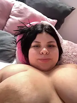 Snapshot of AshlyRouse chatting on September 2025 12:43:02 PM AshlyRouse online show from September 2025 12:43:02 PM