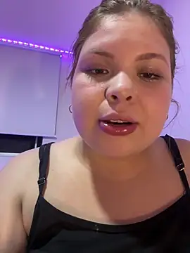 Snapshot of AshlyRouse chatting on February 2025 11:24:02 AM AshlyRouse online show from February 2025 11:24:02 AM