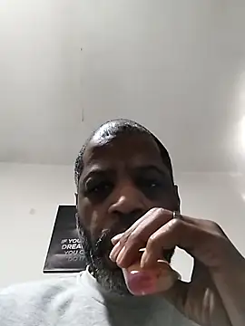 alfiebrown007 online show from March 2026 01:41:01 PM