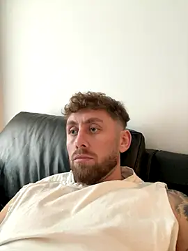 Snapshot of Cata9407 chatting on December 2025 12:40:01 PM Cata9407 online show from December 2025 12:40:01 PM