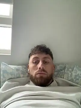 Snapshot of Cata9407 chatting on November 2025 11:33:02 AM Cata9407 online show from November 2025 11:33:02 AM