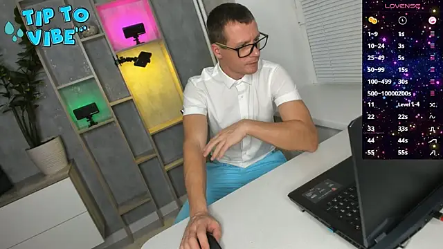 Smallnipples online show from December 2025 05:56:02 PM