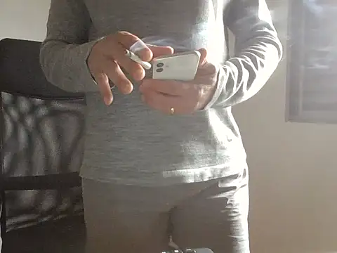 niceguyjr online show from November 2025 10:41:02 AM