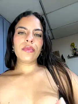 roman and jessie online show from December 2025 03:27:02 AM