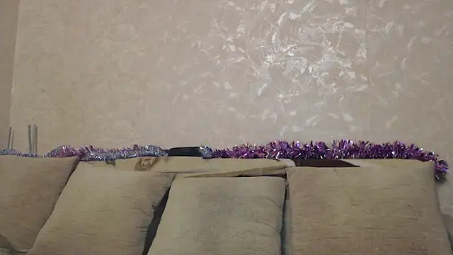 Amy August online show from January 2026 04:47:02 PM