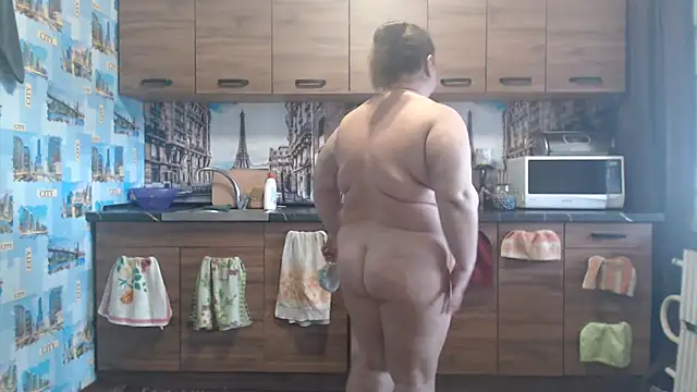 Amy August online show from March 2026 12:22:02 PM