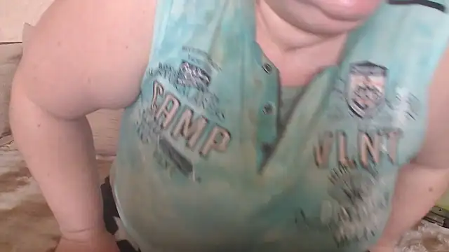 Amy August online show from May 2026 01:36:01 PM