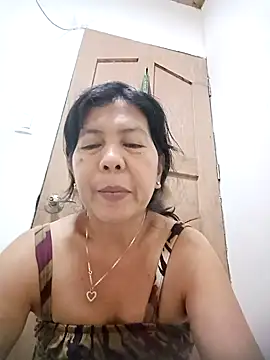 TropicalFlower online show from December 2025 01:56:01 PM