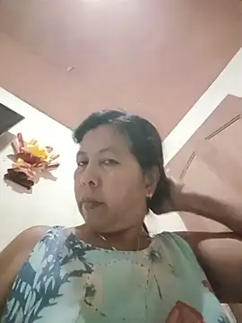 Snapshot of TropicalFlower chatting on June 2026 01:33:02 PM TropicalFlower online show from June 2026 01:33:02 PM