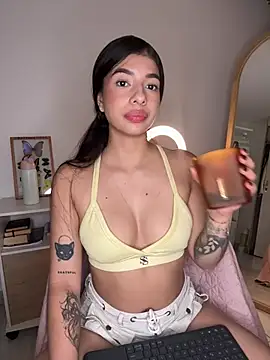 Veronica ar online show from April 2026 02:59:01 AM