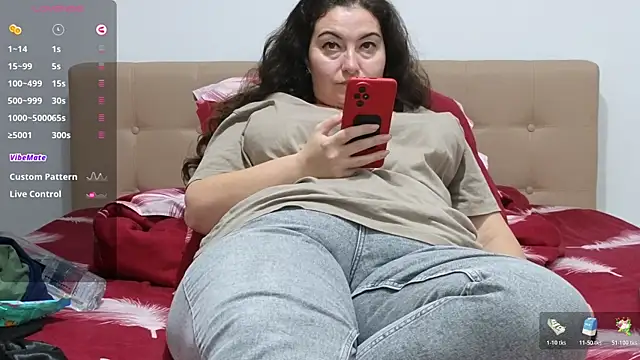 Snapshot of BBW_MILF_4U chatting on November 2025 06:34:01 PM BBW MILF 4U online show from November 2025 06:34:01 PM