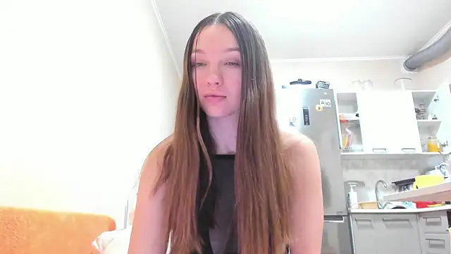 Snapshot of Naughty_Molly chatting on December 2025 04:06:01 PM Naughty Molly online show from December 2025 04:06:01 PM
