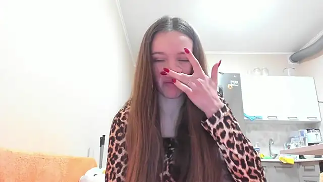 Snapshot of Naughty_Molly chatting on April 2026 05:20:01 PM Naughty Molly online show from April 2026 05:20:01 PM