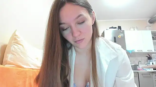 Snapshot of Naughty_Molly chatting on October 2025 04:17:02 PM Naughty Molly online show from October 2025 04:17:02 PM