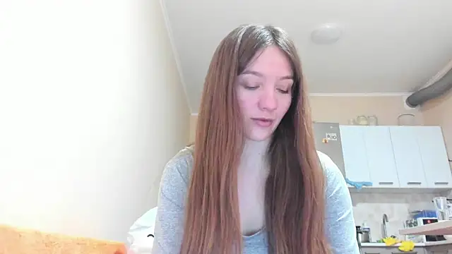 Snapshot of Naughty_Molly chatting on April 2026 04:21:01 PM Naughty Molly online show from April 2026 04:21:01 PM