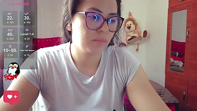 mayhott2 online show from October 2025 05:23:02 PM