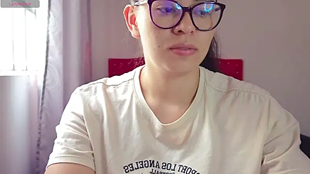 mayhott2 online show from November 2025 06:45:01 PM