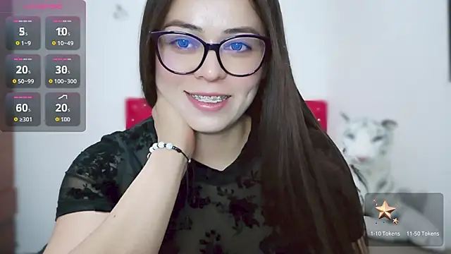 mayhott2 online show from May 2026 05:05:02 PM