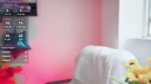 mayhott2 online show from December 2025 06:03:01 PM