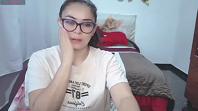 mayhott2 online show from May 2026 11:46:02 PM