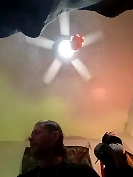 Snapshot of thefire420 chatting on December 2025 11:12:01 AM thefire420 online show from December 2025 11:12:01 AM