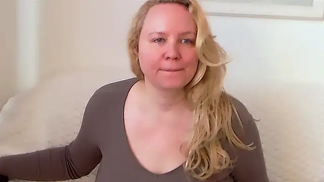 Sarah4you online show from October 2025 02:16:02 PM