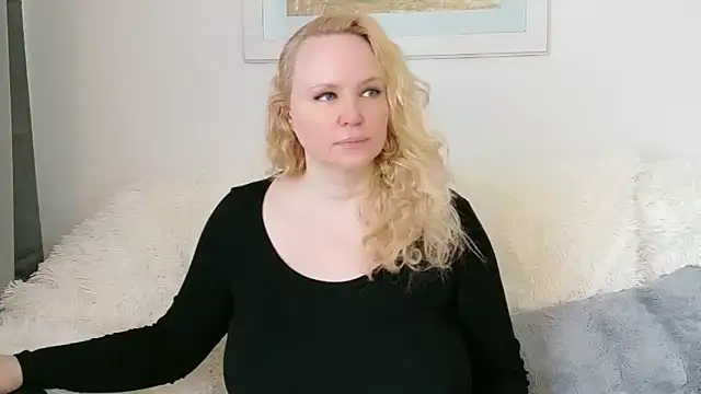 Sarah4you online show from March 2026 01:01:01 PM