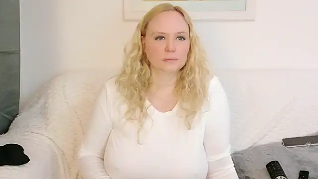 Sarah4you online show from February 2026 09:36:02 PM