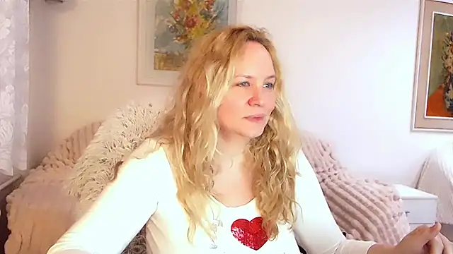 Sarah4you online show from March 2025 09:49:01 PM