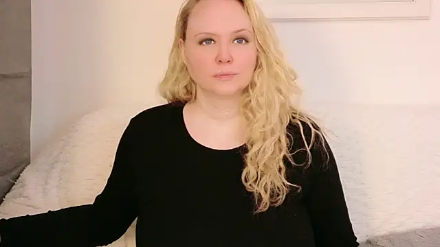 Sarah4you online show from February 2026 03:35:02 PM