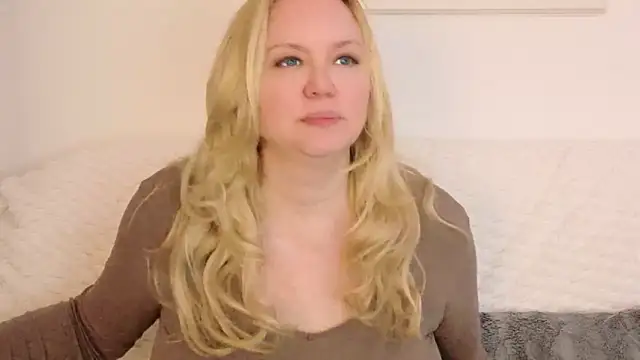 Sarah4you online show from November 2025 09:48:02 PM