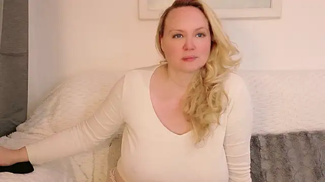 Sarah4you online show from January 2026 09:52:02 PM