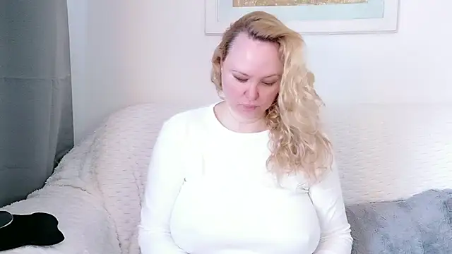 Sarah4you online show from March 2026 02:28:02 PM