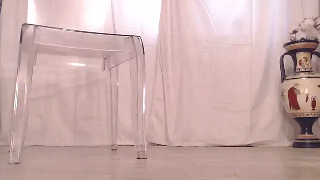 Lady-Nymph online show from May 2026 04:03:01 PM