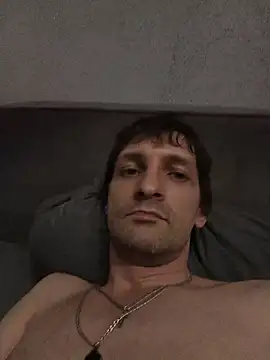 Krasav4ik4ik online show from April 2026 06:14:01 PM